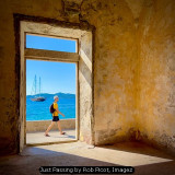Just Passing by Rob Picot, Imagez